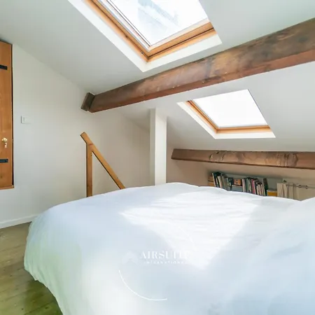 Luxury Eiffel Serenity 2br By Airsuite Daire *